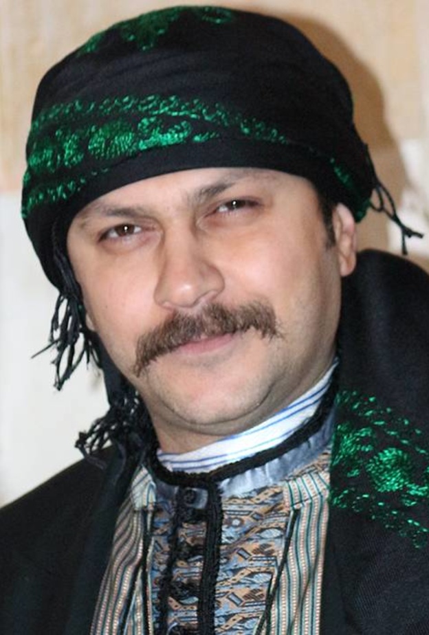 النجم وائل شرف