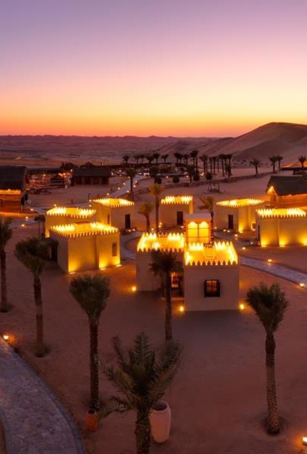 قرية الليالي العربية الأولى من نوعها في قلب صحراء أبوظبي