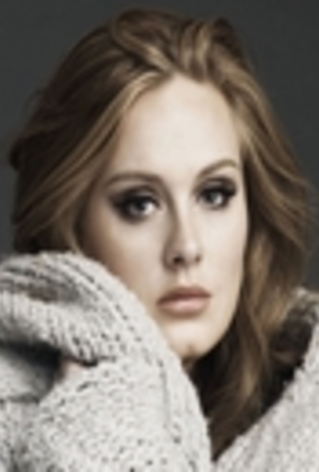 أديل تحاول إنقاذ حياتها الفنية بجراحة عاجلة