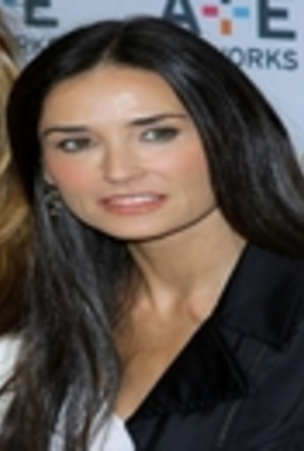 ديمي مور تعالج من المخدرات