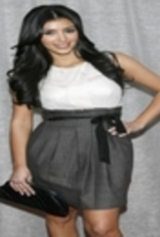 كيم كاردشيان تحتفل بعيد ميلادها في فيغاس