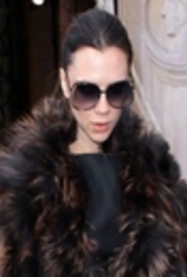 هل تتزين فيكتوريا بيكهام بمجوهرات إليزابيث تايلور؟