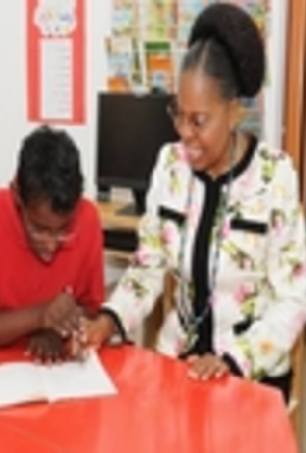 سيدة موزمبيق الأولى تزور &quot;راشد&quot;