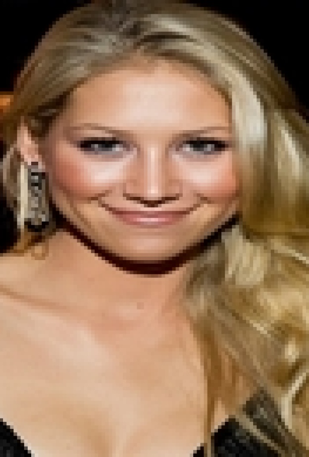 أنا كورنيكوفا تبيع قصرها في ميامي بـ7.4 مليون دولار