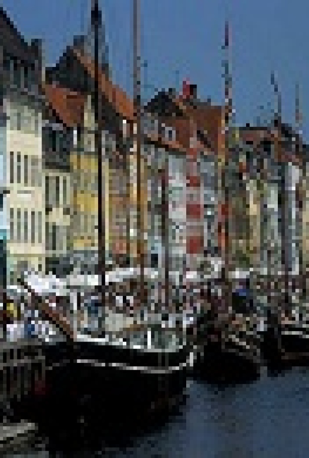  طيران الإمارات  تنطلق إلى كوبنهاغن 