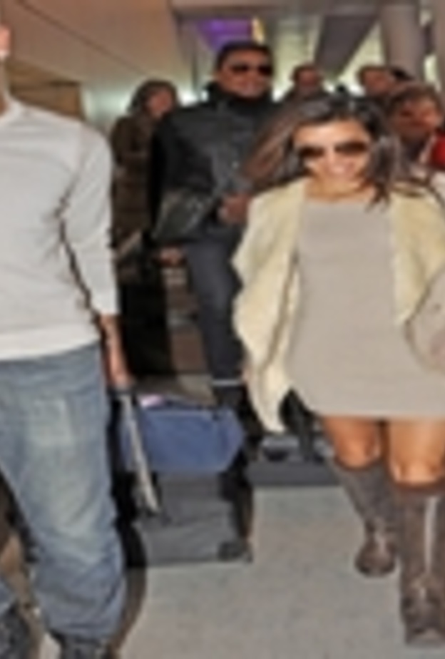 إيفا لونغوريا و إدوارد كروز يغادران ماغنوليا