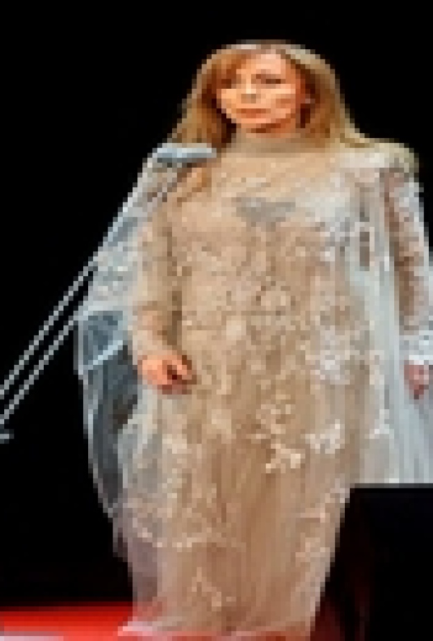 أخيرا جارة القمر في 4 حفلات متوالية