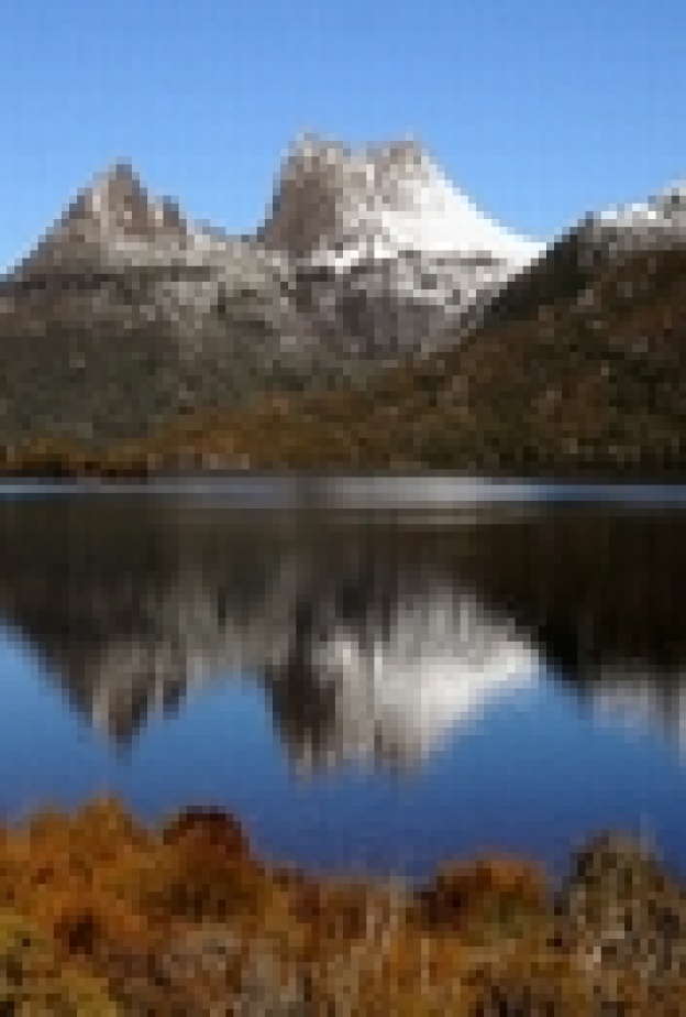 جولة جديدة للسياحة الفاخرة في خليج النيران