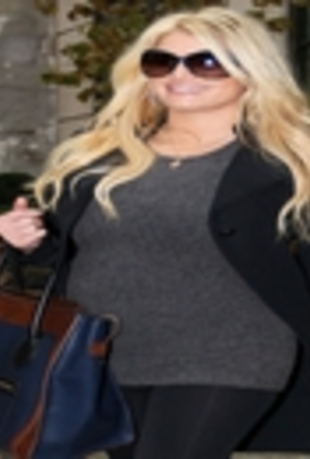 جيسكا سيمبسون تعلن أنها سترزق بطفلة