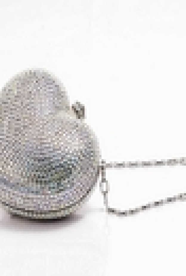 ماجستيك آنجلز: ضعي &quot;القلب&quot; بين يديها