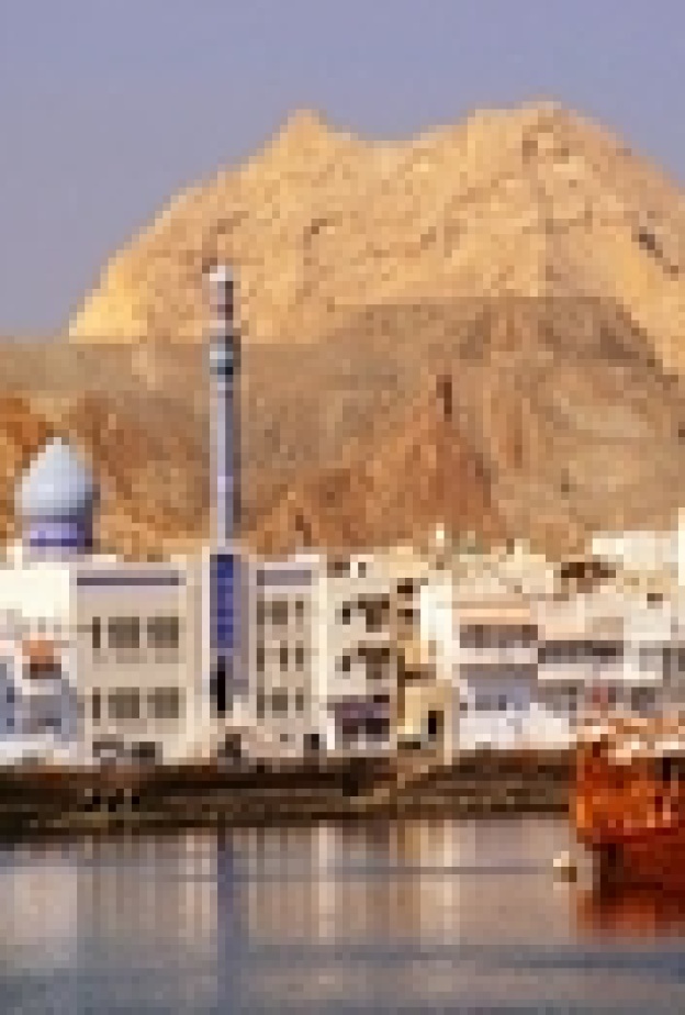 مسقط عاصمة للسياحة العربية تليها المنامة