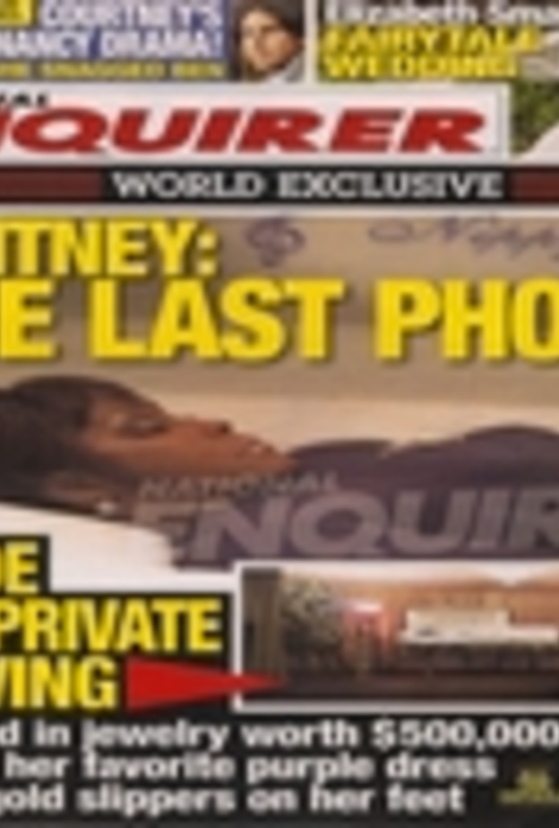 ناشيونال انكوايرر تنشر صورة ويتني هيوستن في النعش