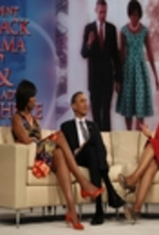 أوبرا وينفري تساند الرئيس الأمريكي باراك أوباما