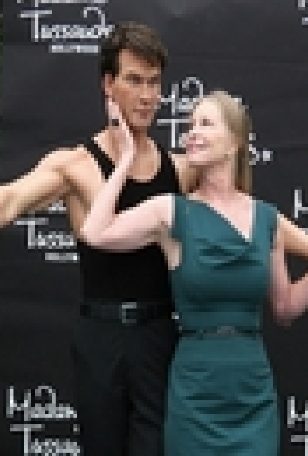 متحف مدام توسو يخلد باتريك سوايزي بتمثال شمعي