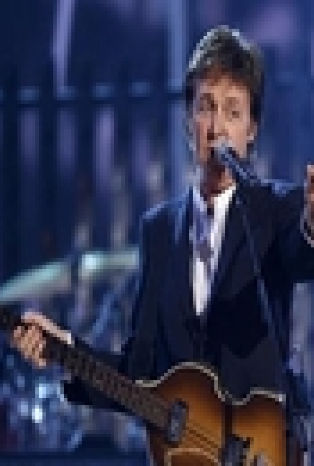 بول مكارتني يحيا حفل اليوبيل الماسي للملكة