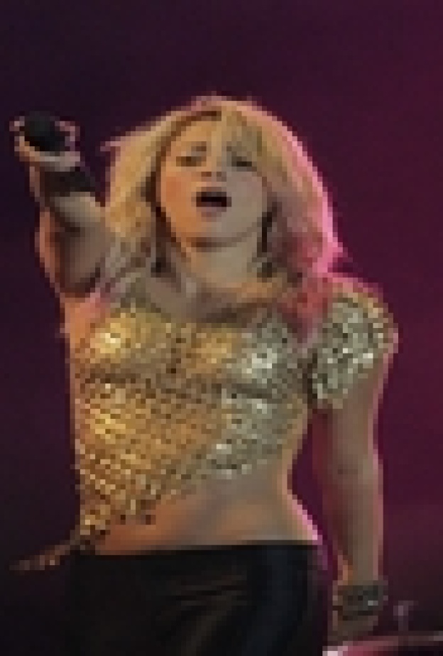 شاكيرا تختتم مهرجان موسيقى الروك بريو دي جينيرو