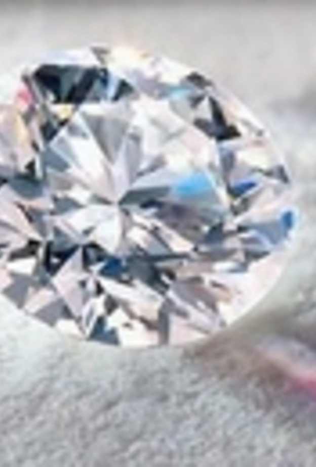 اضمني قيمة شراء الماس