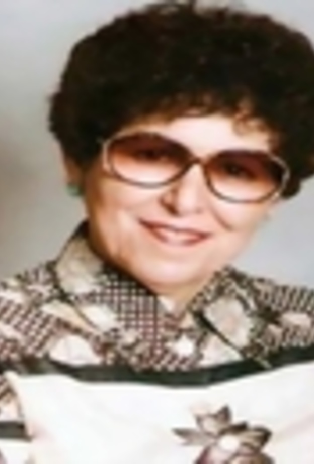 تونس تنعي رائدة الشعر النسائي زبيدة بشير