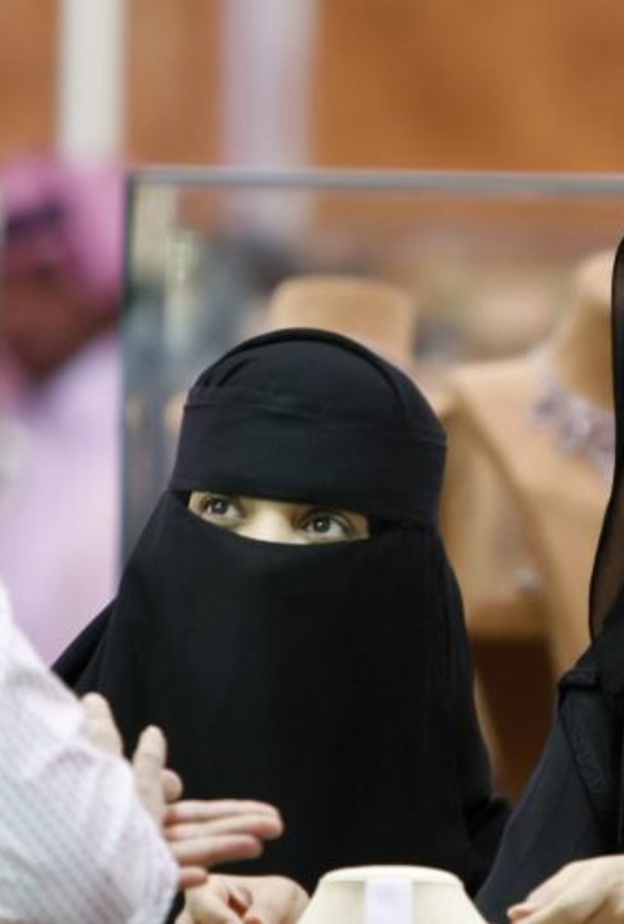 تنوع عمل المرأة في السعودية