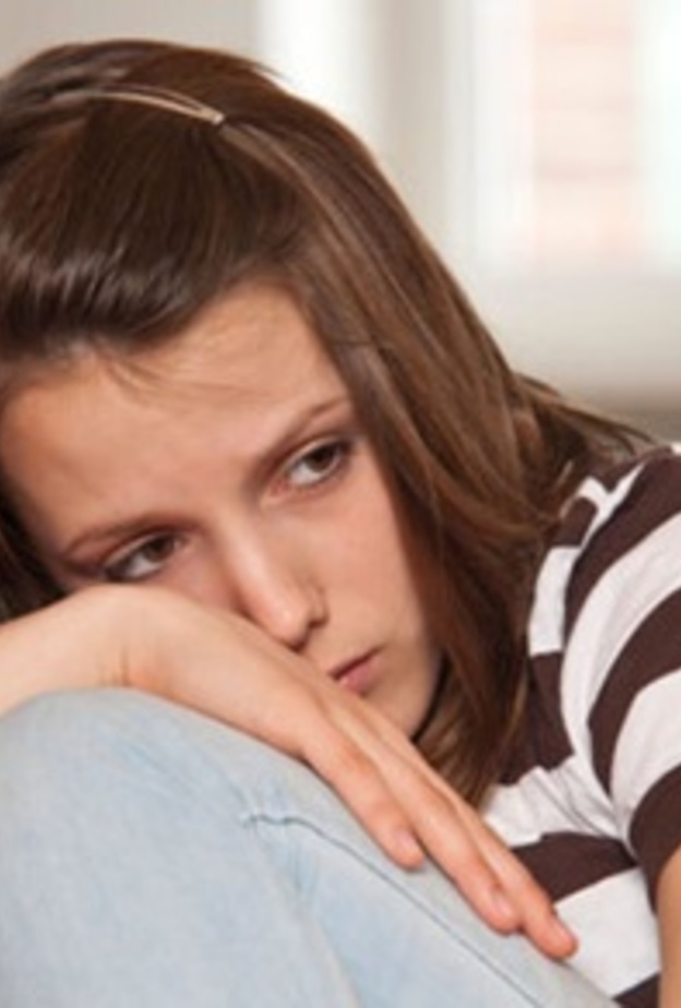 قد تعاني الفتيات من الاكتئاب نتيجة البلوغ المبكر