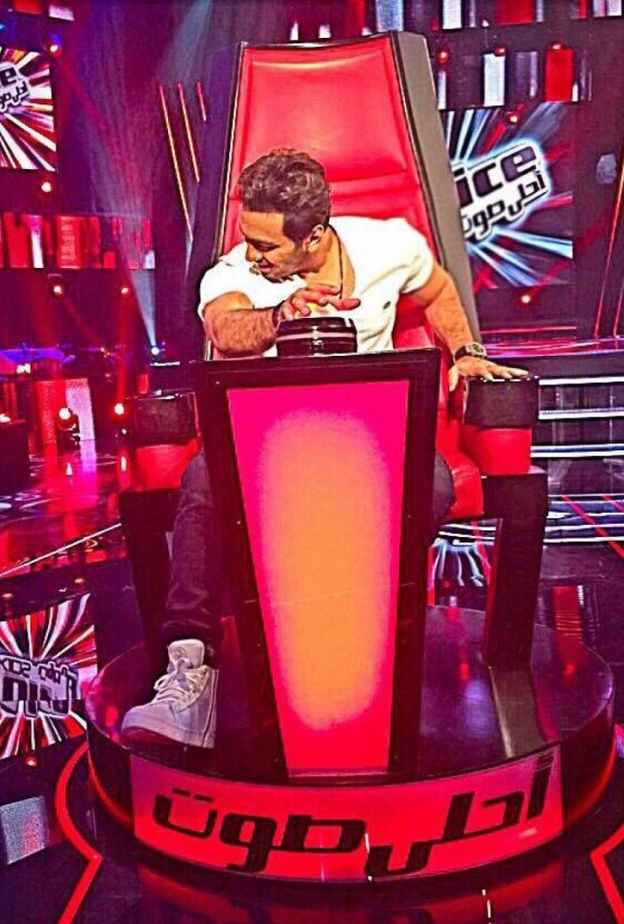 هل ينجح تامر حسنى فى خطف اللقب الأول