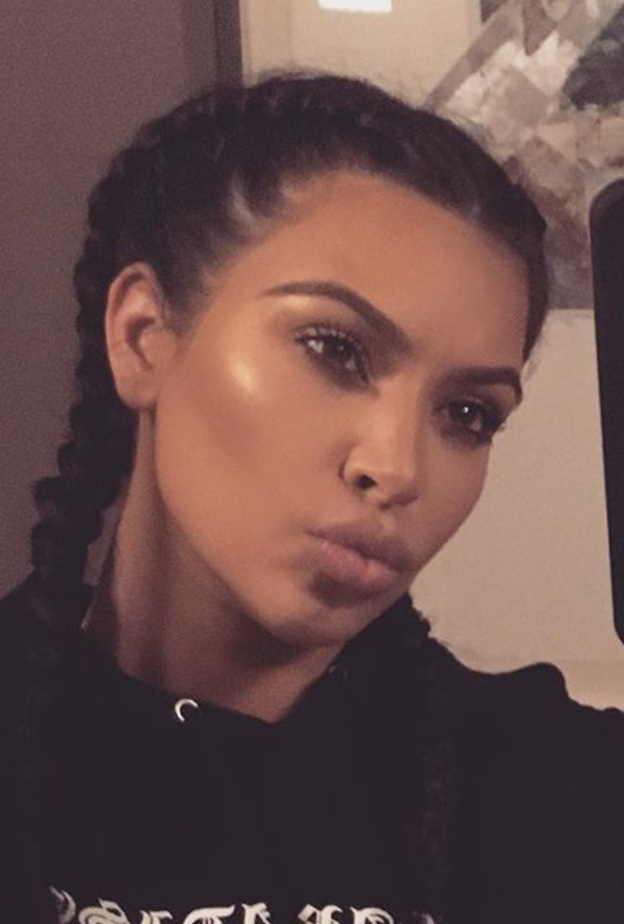 كيم ملكة السيلفي