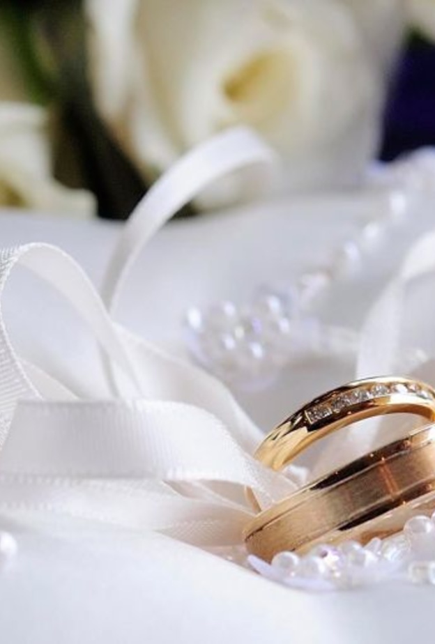 لم تقبل الزواج بالثانية فاهدته ٥٠ الف درهم 