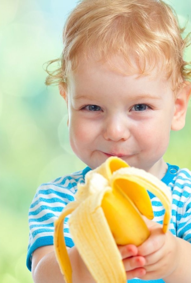حببي طفلك بالفواكه منذ الصغر 