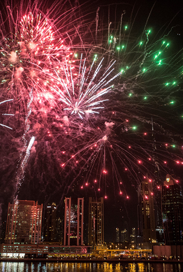 مهرجان دبي للتسوق يزيّن سماء المدينة بعروض الألعاب النارية في كل ليلة