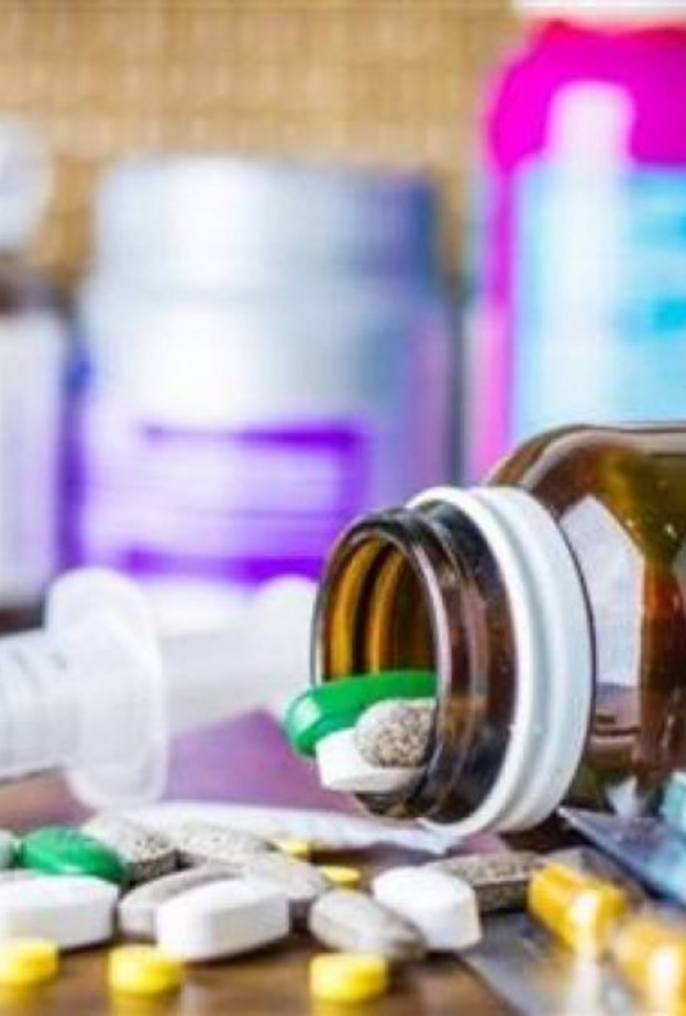 هل يمكن استخدام المضادة للفيروسات القهقرية للوقاية من كوفيد ١٩