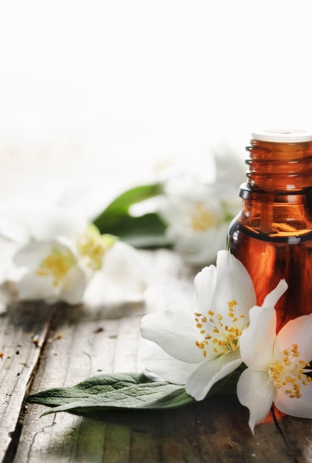 زيت الياسمين