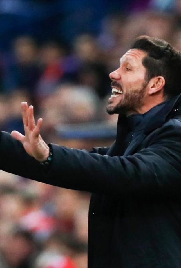 ديغو يفقد اعصابه