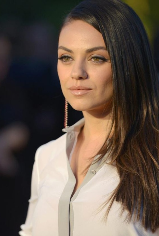 ميلا كونيس تتحدث عن الأمومة وكيف قامت بتغييرها