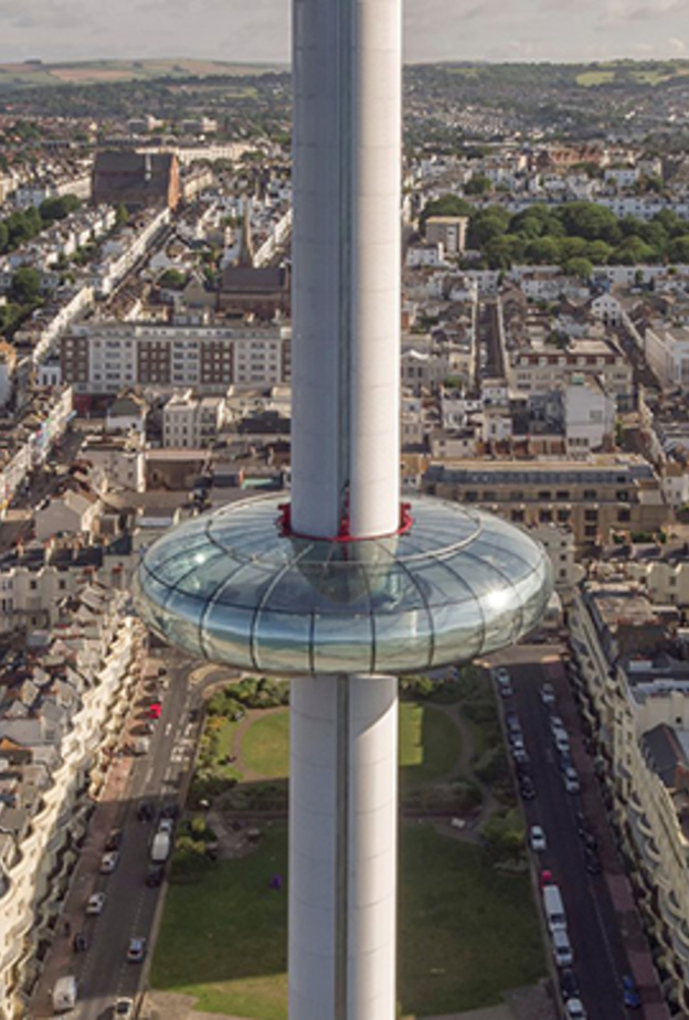 أطول منصة مشاهدة متحركة في العالم بمدينة برايتون البريطانية