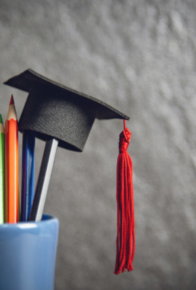 ضع جدولا يوميا للدراسة او الواجب المدرسي