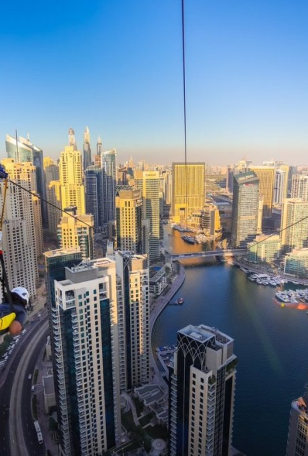 انطلاق المسار الانزلاقي XLine في مرسى دبي