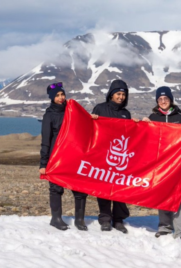 طيران الإمارات تدعم رحلة 3 فتيات إمارتيات إلى القطب الشمالي