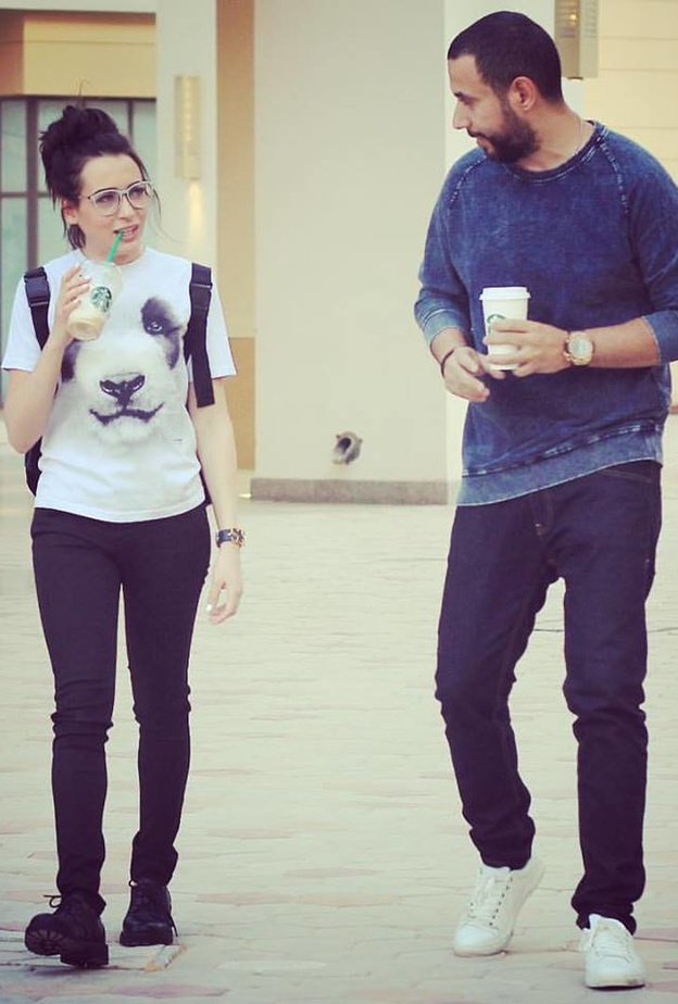 حسام بدران مع زوجته ساندي فى سبتمبر الماضي