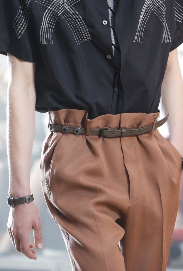 حزام جلدي رفيع من لانفان