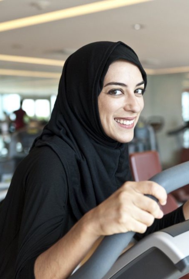 يجمع الخبراء على اهمية ممارسة النشاطات الرياضية للمحافظة على الوضع الصحي السليم و على توازن الوزن في حالة السمنة