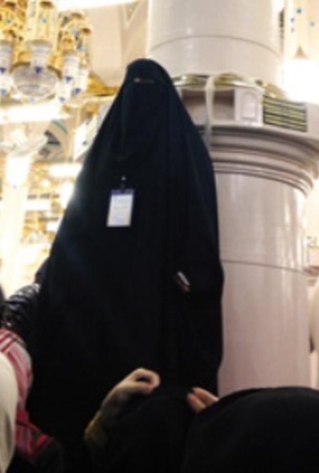 النساء يشاركن في مهام الامن