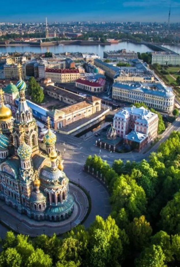 أهم المعالم السياحية وأشهر الفنادق والمطاعم في مدينة سان بطرسبرغ