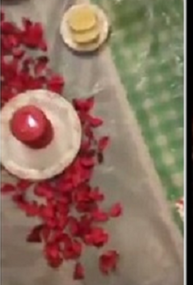 تجهيزات الزوجة الرومانسية