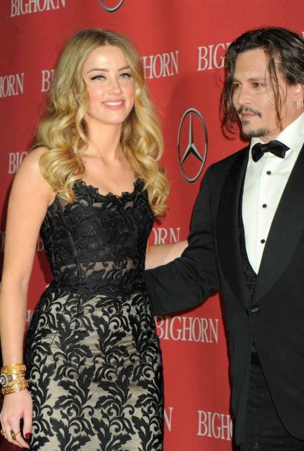 جوني وآمبر هيرد