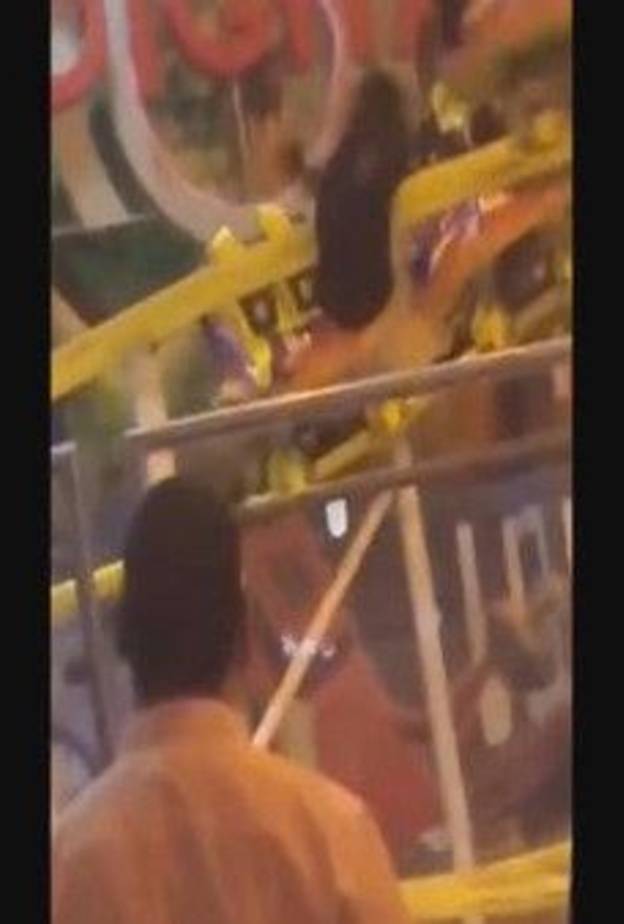 لحظة سقوط السيدة