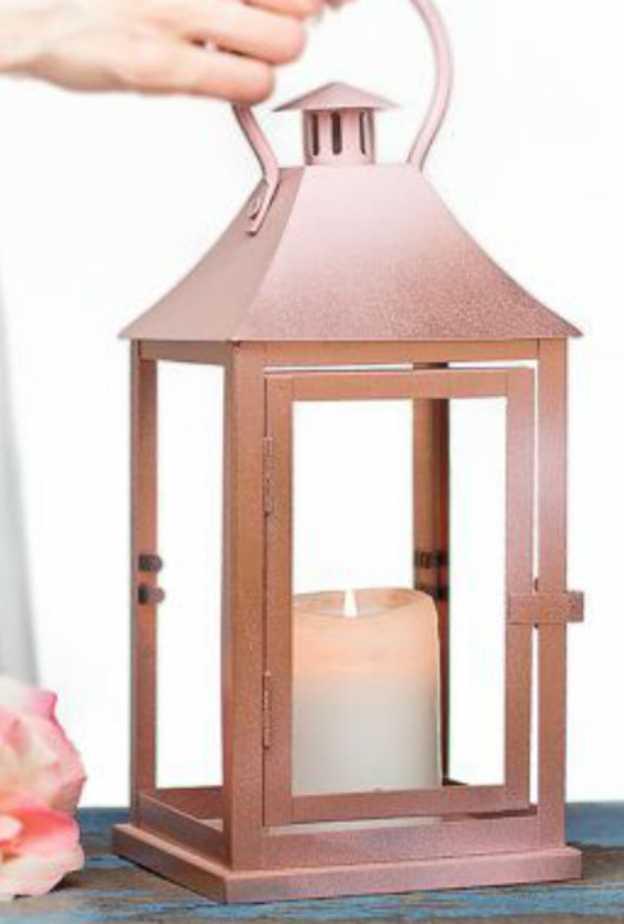 الفوانيس انارة روحانية للديكور الخارج