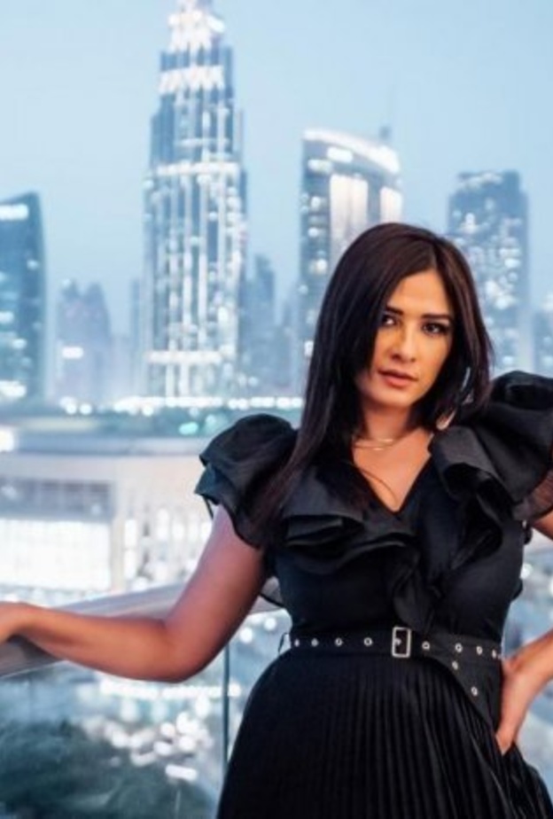 ياسمين عبدالعزيز