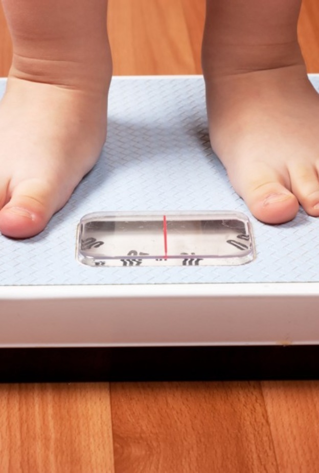 السمنة المفرطة تهاجم أطفال الإمارات