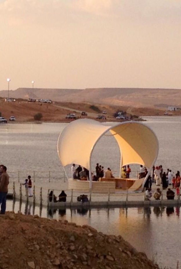 بحيرة دومة الجندل ملتقى للعوائل