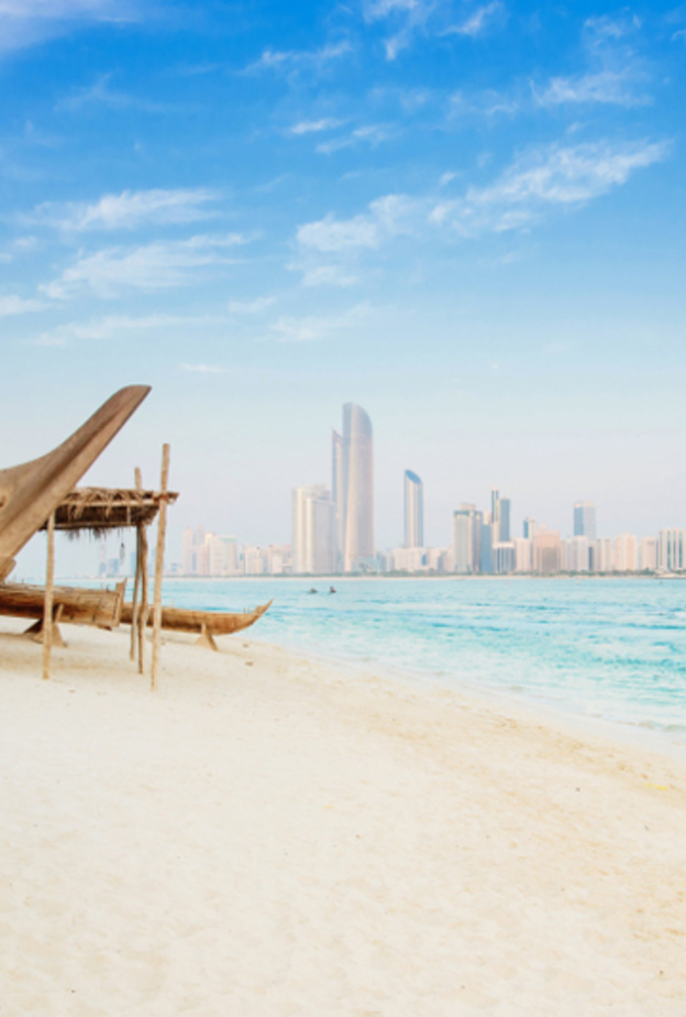  شواطئ أبوظبي جاهزة لاستقبال روادها في عيد الأضحى المبارك